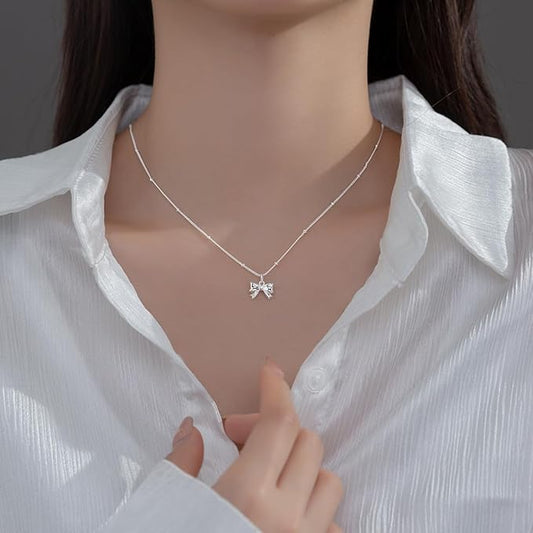 925 Sterling Silver Bow Pendant Necklace